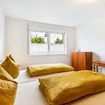 Haus Kellenburg 아파트 *